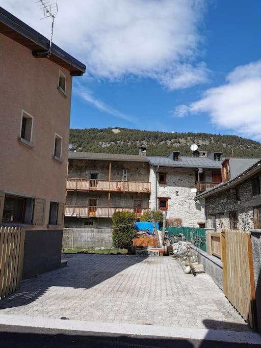 Gite 14 Pers Lesoursfanfarons Spacieux Chaleureux Bramans Esterno foto